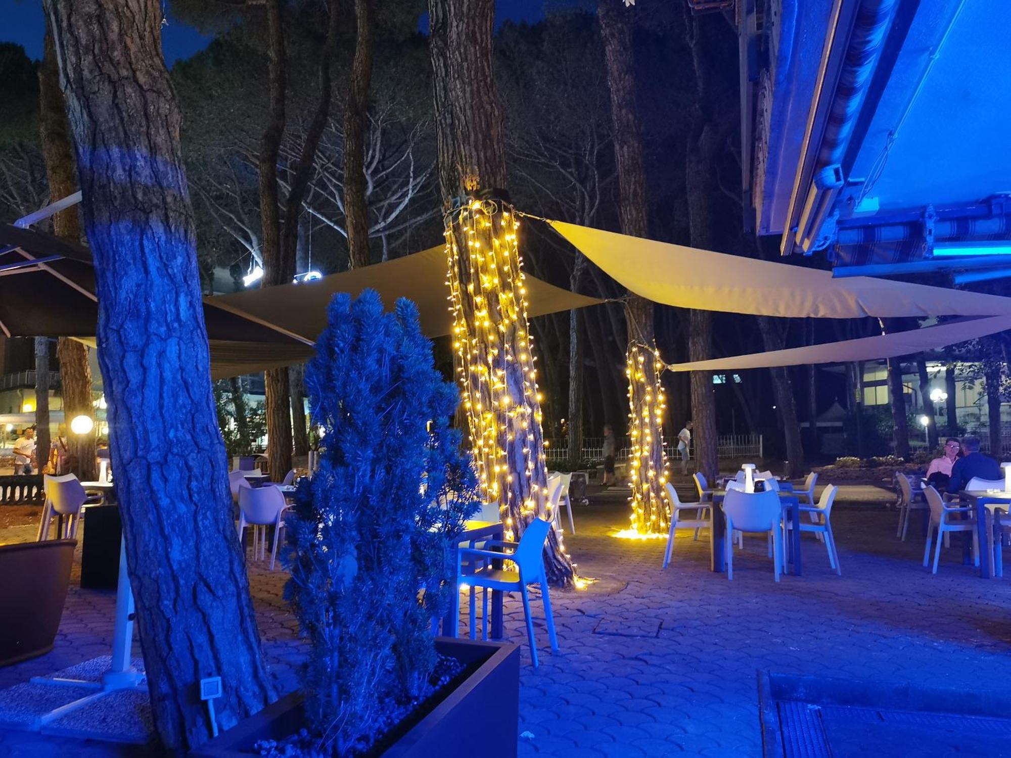 Hotel Pine Beach روسولينا ماري المظهر الخارجي الصورة